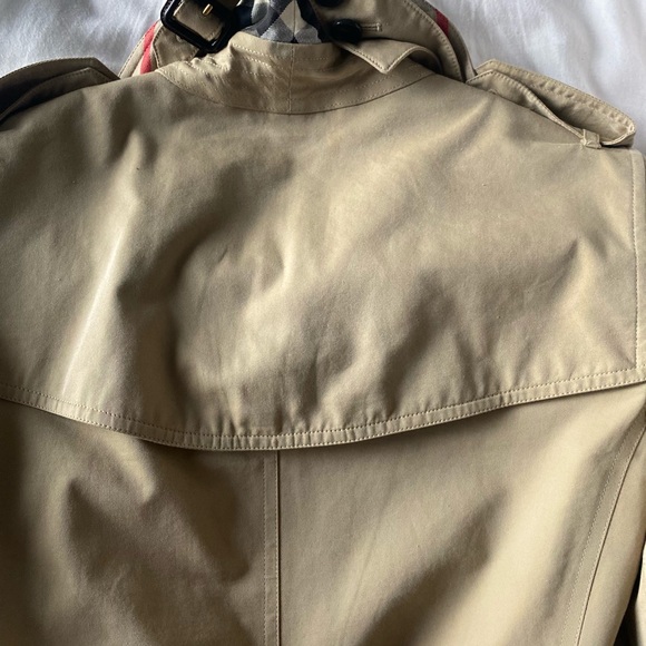 Burberry Kensington Trench Size US4 - Picture 3 of 14